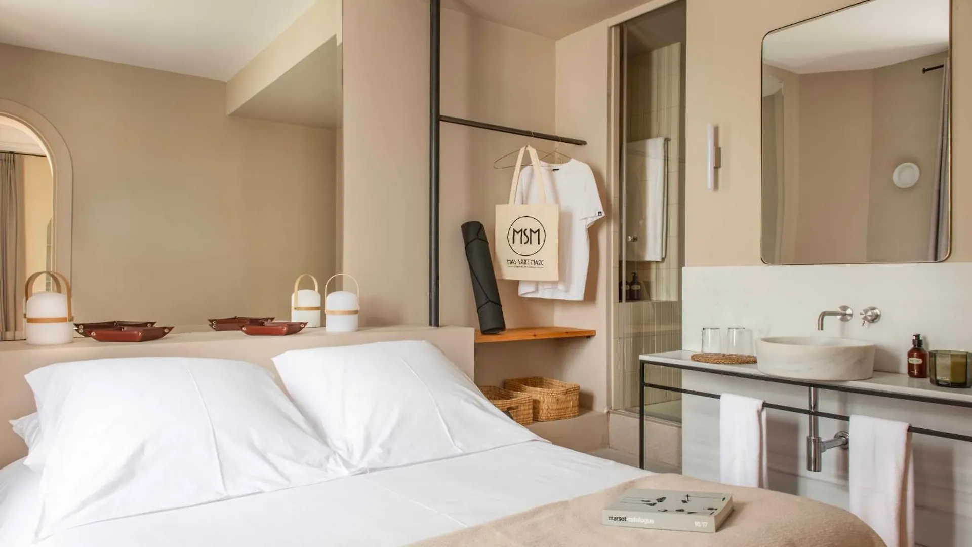 Country house Mas Sant Marc Guest House Puigcerda Spain